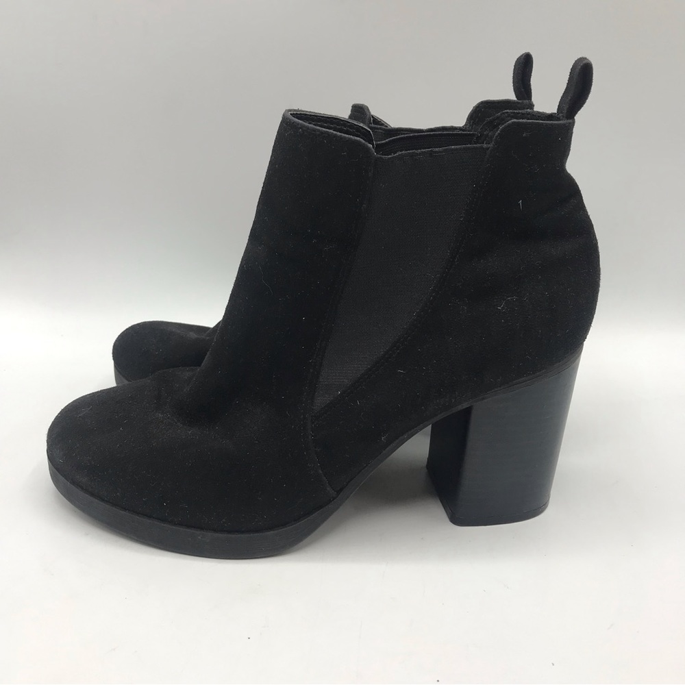American Eagle Black Faux Suede Block Chunky Heel Bootie Boot size 10